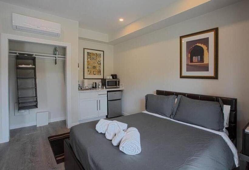 آپارتمان 1 خوابه, Cute Studio With Large Balcony And Great Park View
