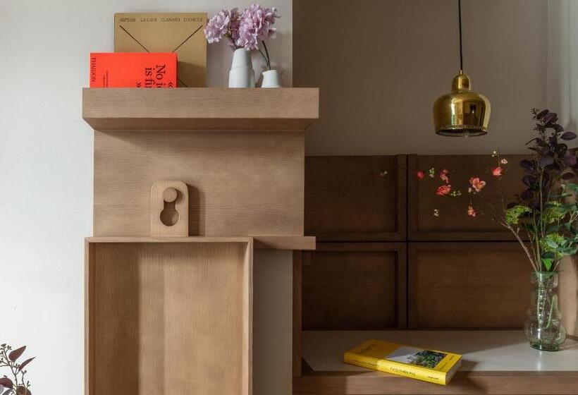 Номер Стандарт, Buckle Street Studios By Locke, Aldgate