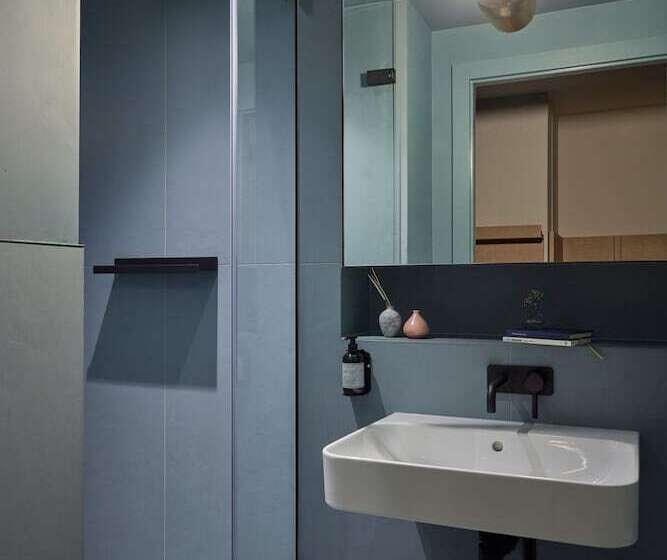 Студия Стандарт, Buckle Street Studios By Locke, Aldgate