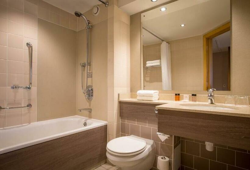 디럭스 룸, Clayton Hotel Bristol City
