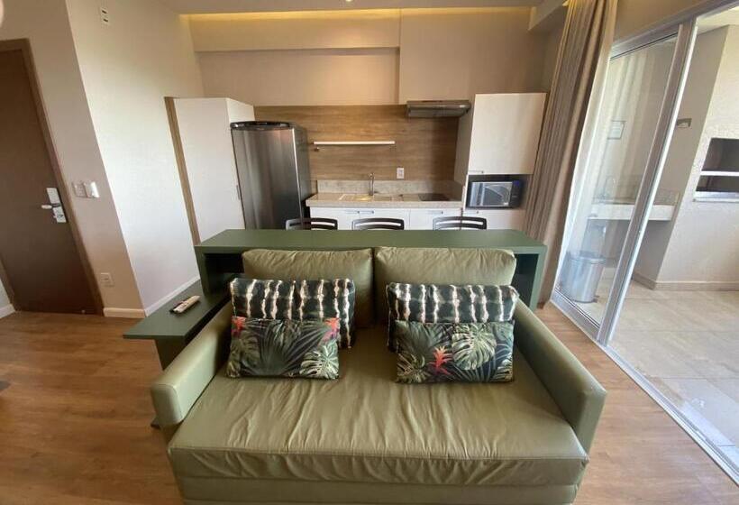 프리미엄 스위트, Hot Beach Suites
