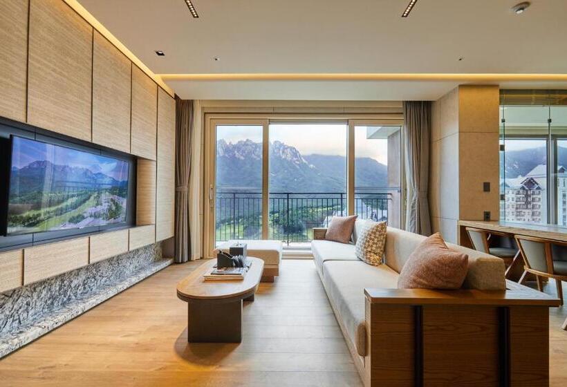 Suite Mountain View, Sono Felice Delpino
