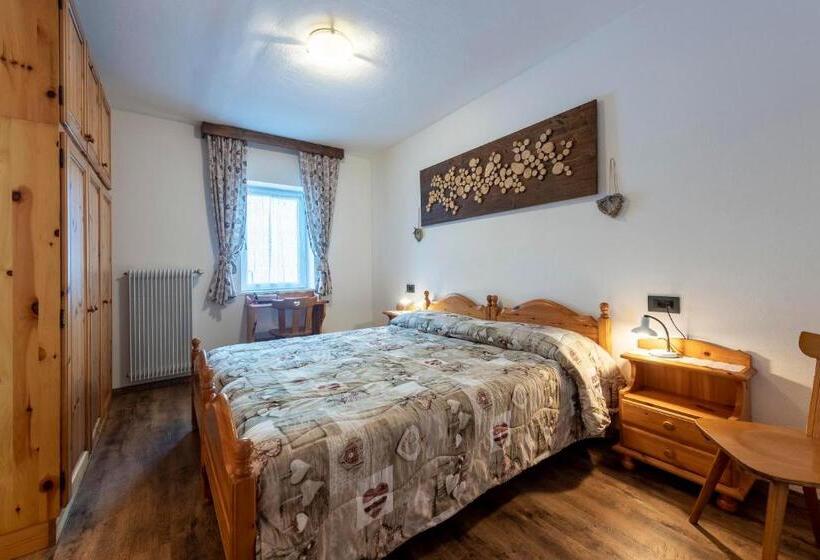 발코니가 있는 2 베드룸 아파트, Appartamenti Residence La Roggia