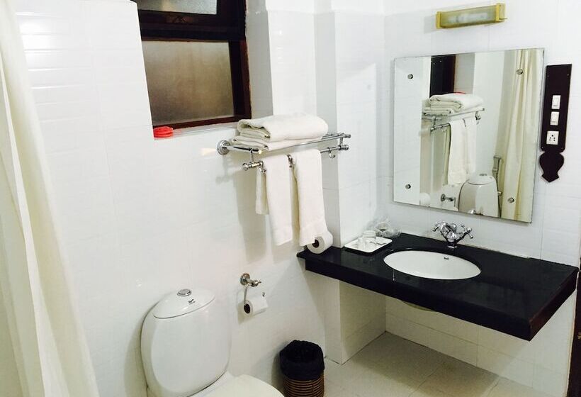 Quarto Superior, Beach And Lake Ayurvedic Resort, Kovalam