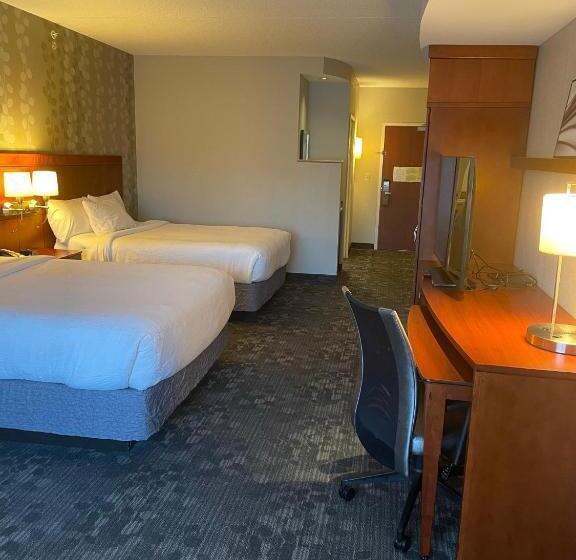 Номер Стандарт Адаптированный для Инвалидов, Courtyard By Marriott Gettysburg
