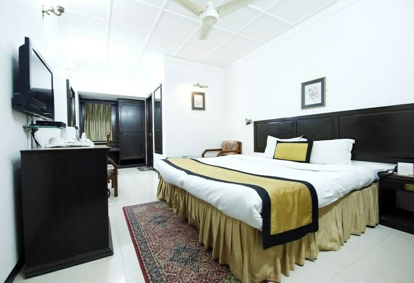 Quarto Executivo, Yatrik