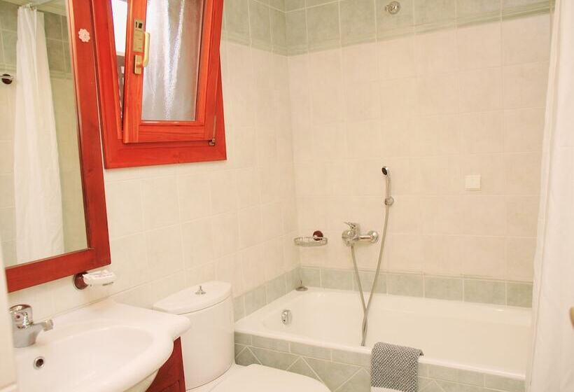 스탠다드 스튜디오, Mylos Hotel Apartments