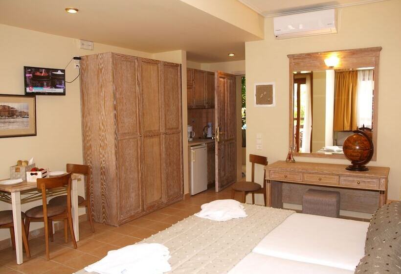 스탠다드 스튜디오, Mylos Hotel Apartments