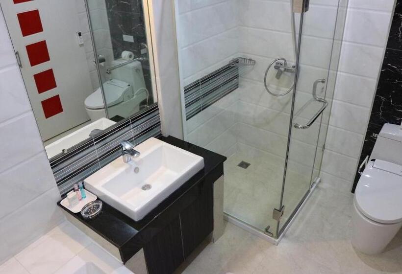 Номер Deluxe Кровать Кинг, Eastpana Hotel 304 Prachinburi