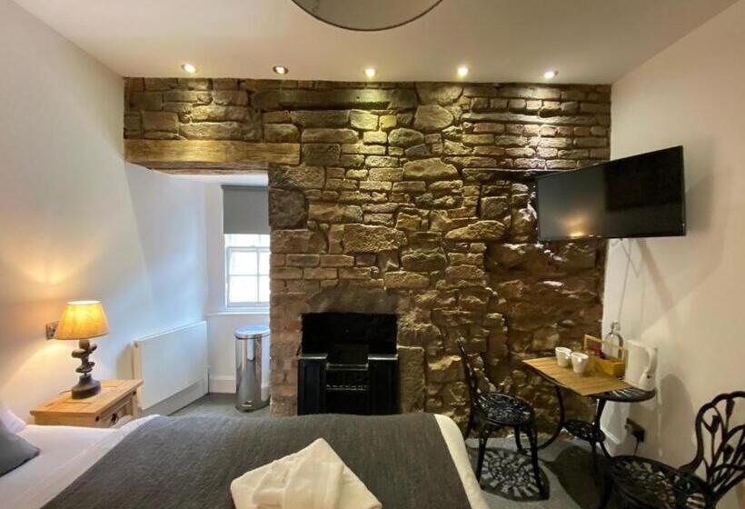 스탠다드 룸 킹사이즈 침대, Royal Mile Balconies By The Castle