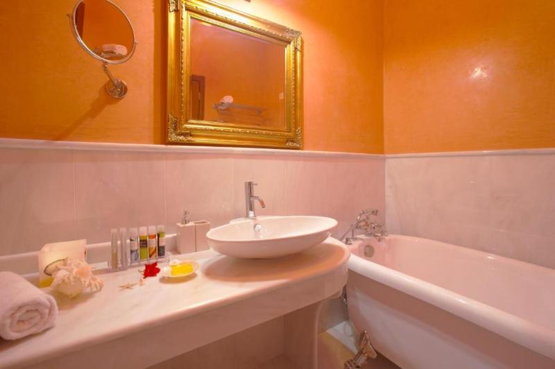 Полулюкс, Casa Moazzo Suites And Apartments