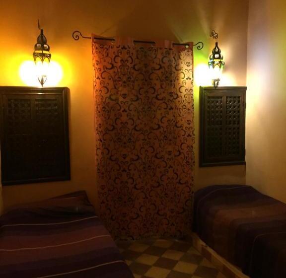 Люкс, Auberge Famille Benmoro