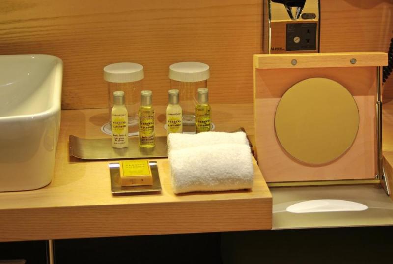 غرفة قياسية سرير كينج, Doubletree By Hilton Hotel Girona