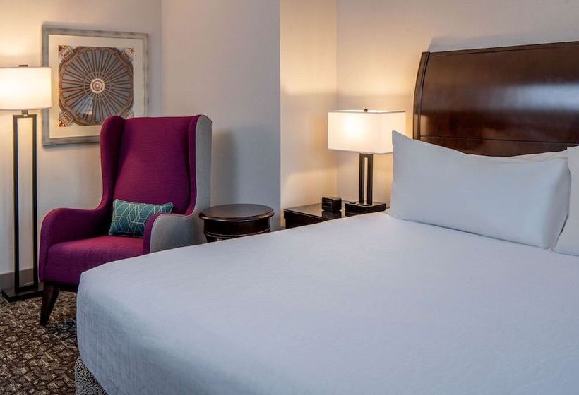 Стандартный Номер Кровать Кинг, Hilton Garden Inn Jackson Downtown