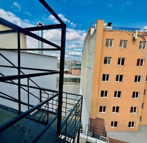اتاق استاندارد, Sirkeci Quietness