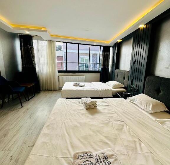 اتاق استاندارد سه نفره, Sirkeci Quietness