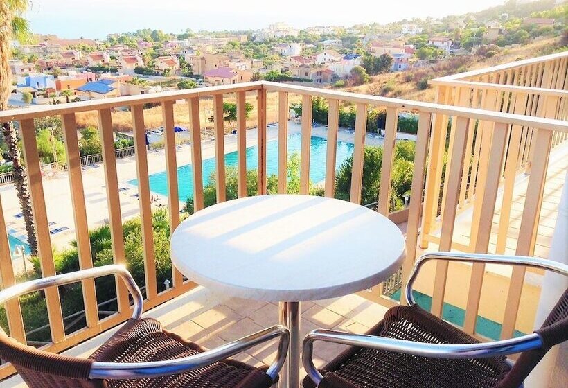 Апартаменты Superior 1 Спальня Вид на Море, Residence Isabella Sport