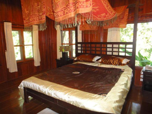اتاق لوکس, Fuengfah Riverside Gardens Resort