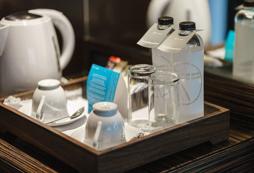 Quarto Superior, Aone Bangkok