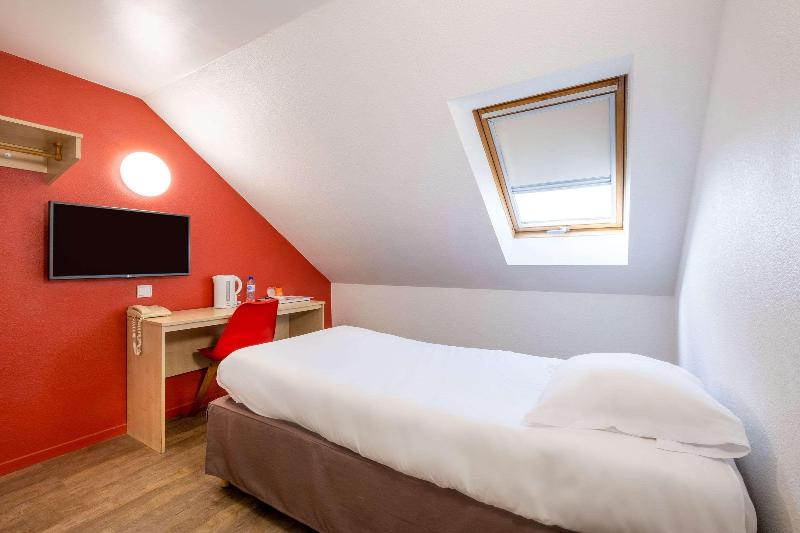 Номер Стандарт Индивидуальный, Comfort Hotel Etampes