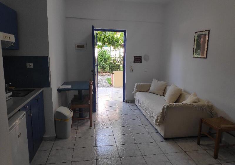 آپارتمان 1 خوابه, Leonidas Studios & Apartments