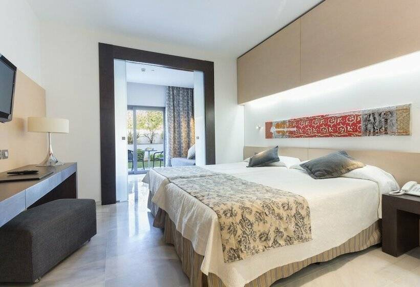 Quarto Familiar, Hipotels Gran Conil & Spa