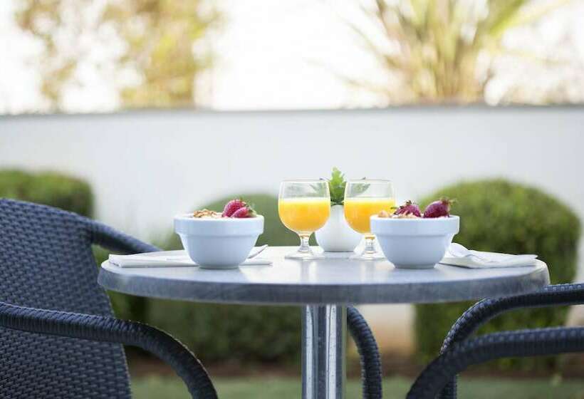 Quarto Familiar, Hipotels Gran Conil & Spa