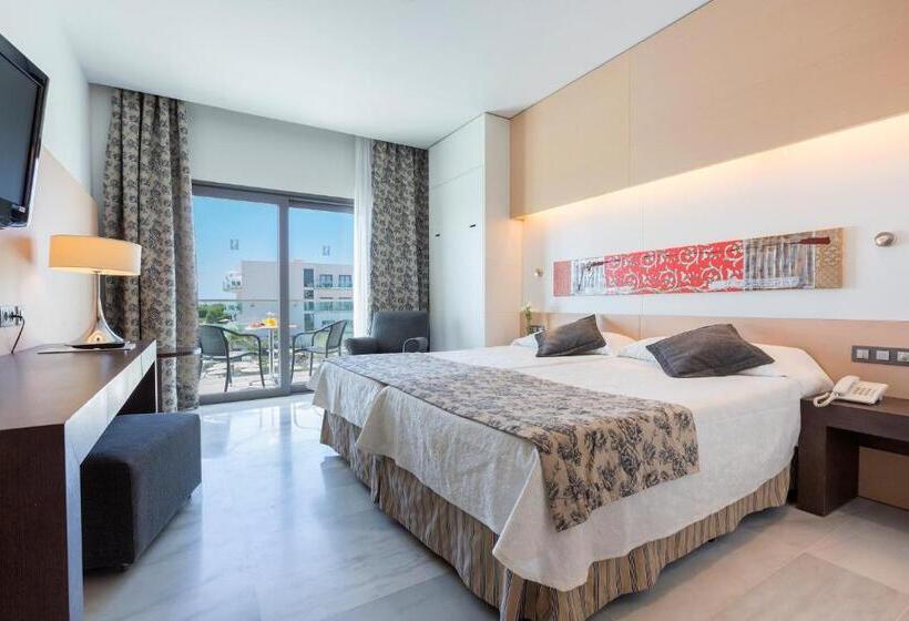 اتاق اساندارد با چشم‌انداز جانبی به دریا, Hipotels Gran Conil & Spa