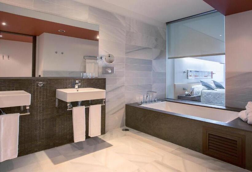 سوییت جونیور, Hipotels Gran Conil & Spa