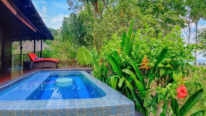 Вилла с 1 спальней и бассейном, Bunga Raya Island Resort & Spa