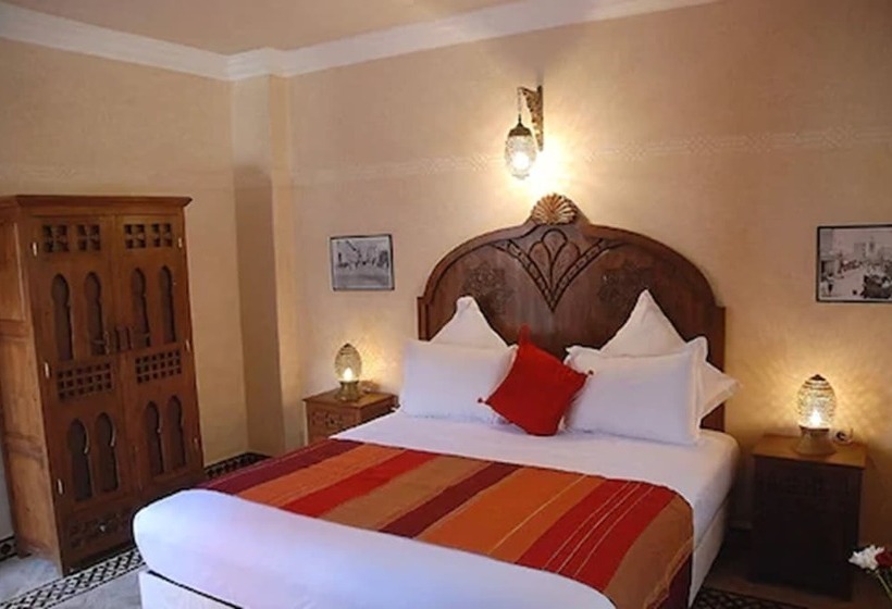 Номер Стандарт, Riad Sidi Fatah