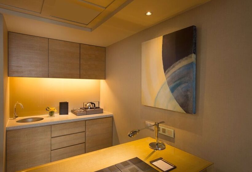 Президентский Люкс, Doubletree By Hilton Hotel Kuala Lumpur