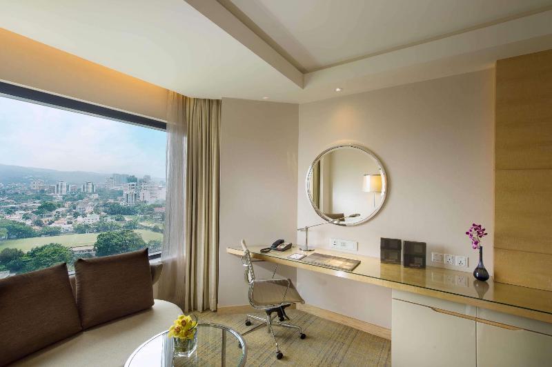 Номер Deluxe Кровать Кинг, Doubletree By Hilton Hotel Kuala Lumpur