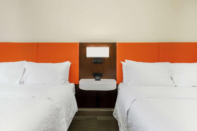 اتاق استاندارد برای معلولان, Hampton Inn & Suites Tallahassee I 10/thomasville Road, Fl