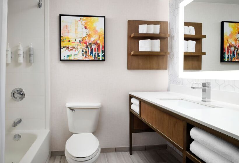 Quarto Estandar Cama King, Hilton Garden Inn Detroit Downtown