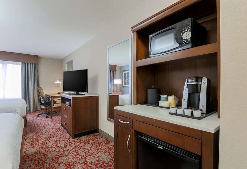 Номер Стандарт 2 Двуспальные Кровати, Hilton Garden Inn Nanuet