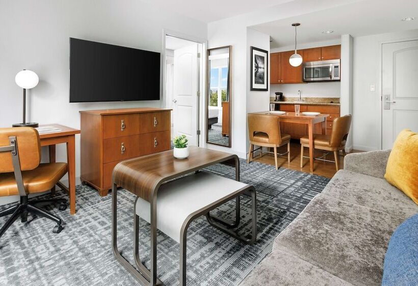 Suite, Homewood Suites By Hilton Portsmouth