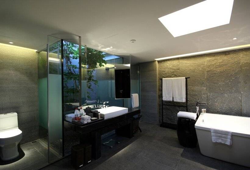 Вилла Deluxe 2 Спальни, Pullman Lijiang Resort & Spa