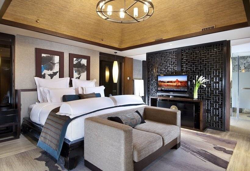 Вилла Deluxe 3 Спальни, Pullman Lijiang Resort & Spa