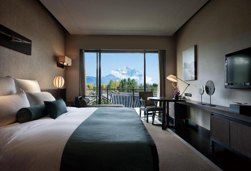 Номер Deluxe Кровать Кинг, Pullman Lijiang Resort & Spa