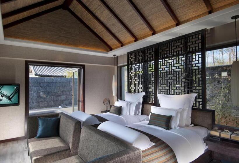 Вилла Superior 2 Спальни, Pullman Lijiang Resort & Spa