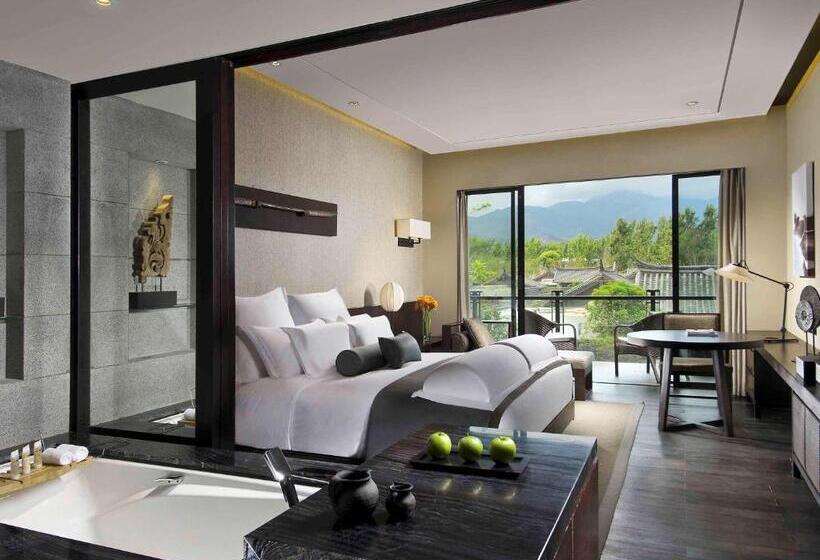 Номер Deluxe, Pullman Lijiang Resort & Spa
