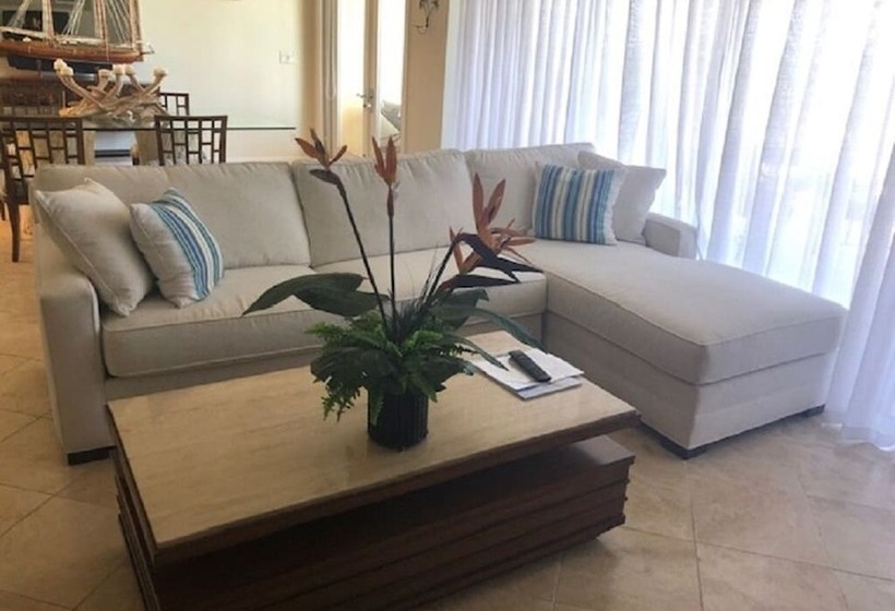 ویلای دلوکس 1 خوابه با چشم‌انداز دریا, Villa Renaissance