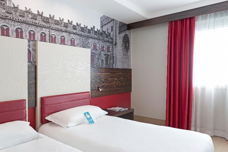 اتاق استاندارد سه نفره, B&b Hotel Trento