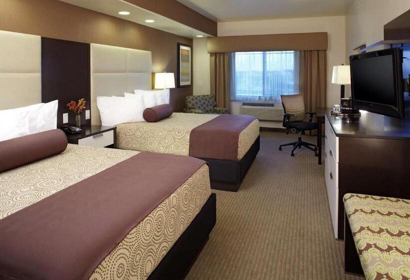 חדר סטנדרט, Best Western Plus Lackland Hotel And Suites