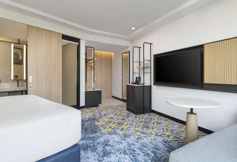 quarto Deluxe Cama King com Vistas, Hilton London Syon Park