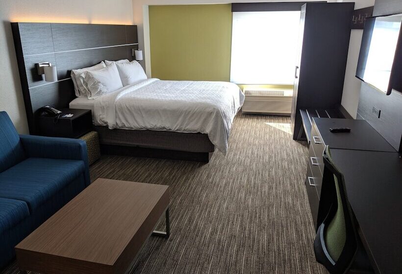 Люкс, Holiday Inn Express & Suites Charlotte Concord I 85, An Ihg