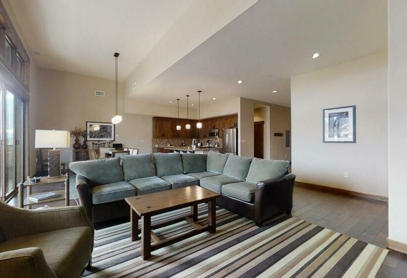带3个卧室的公寓, Trailhead Lodge 4100