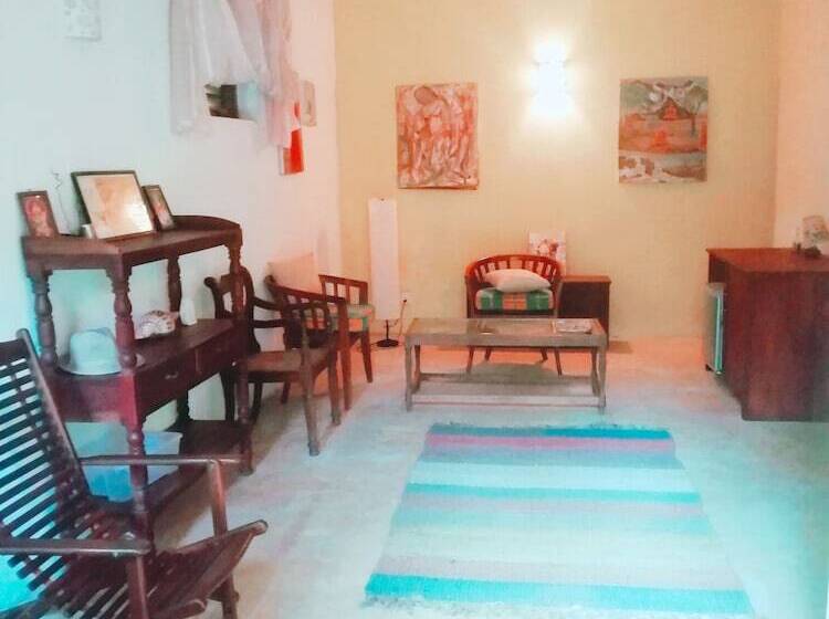 غرفة قياسية بالطابق الأرضى, Comfort Guest House