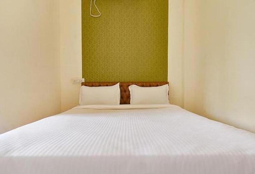 اتاق لوکس, Fabhotel Tiru Residency